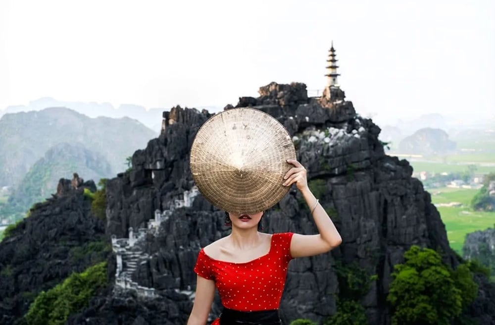 Check-in “sống ảo”